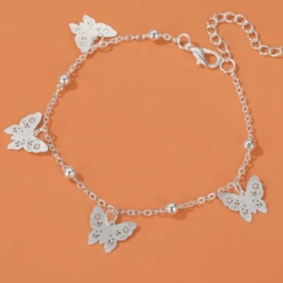 Silver tone Butterflies Ankle Bracelet - Picture 1 of 4